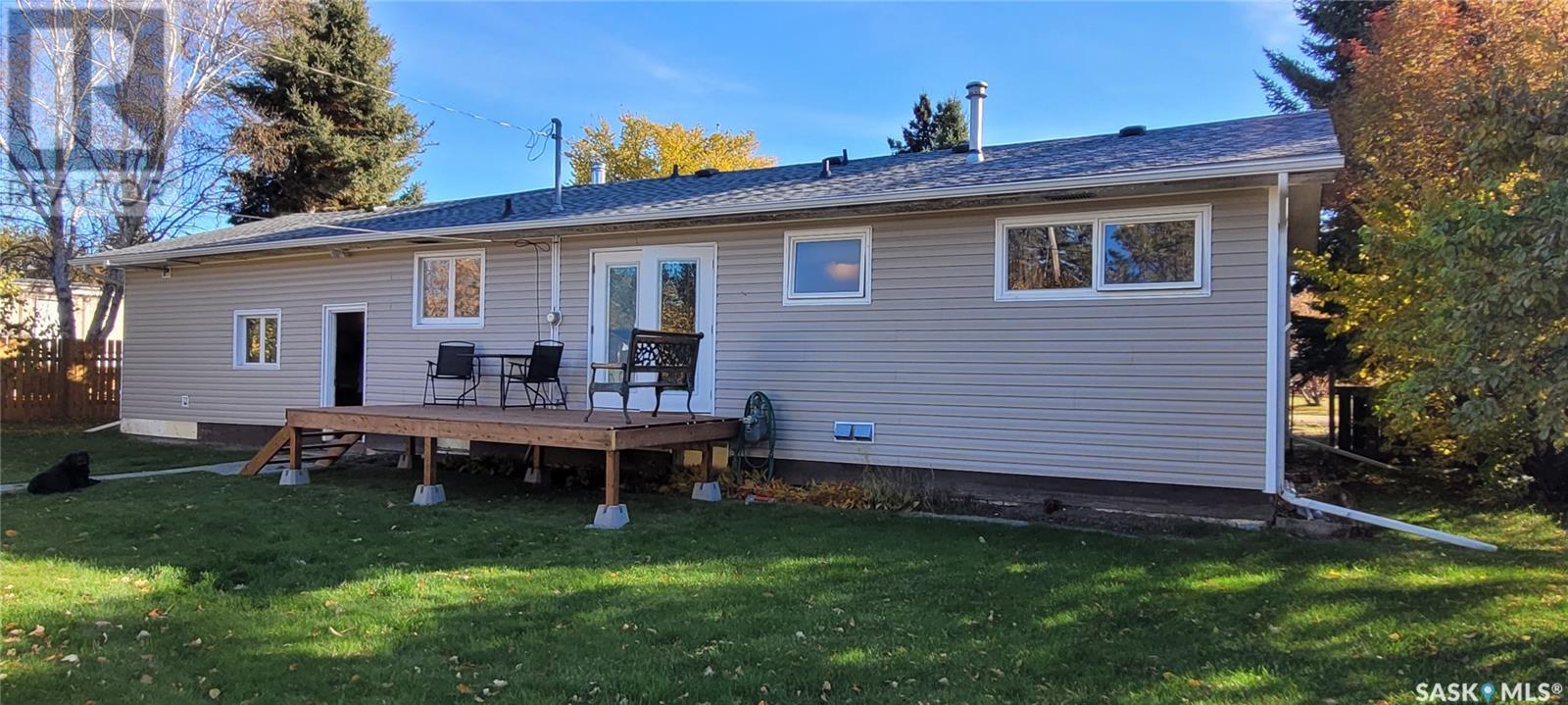 311 5th Avenue, Loon Lake, Saskatchewan  S0M 1L0 - Photo 24 - SK987328