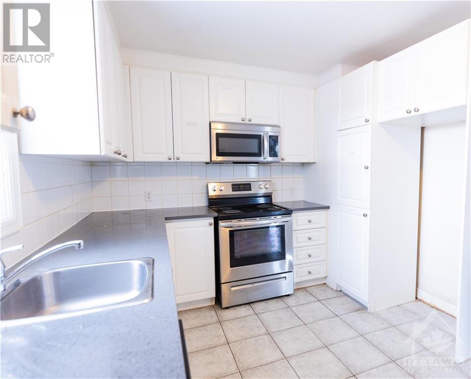 403 Peach Tree LaneOttawa, Ontario  K1K 2R7 - Photo 10 - X10418773