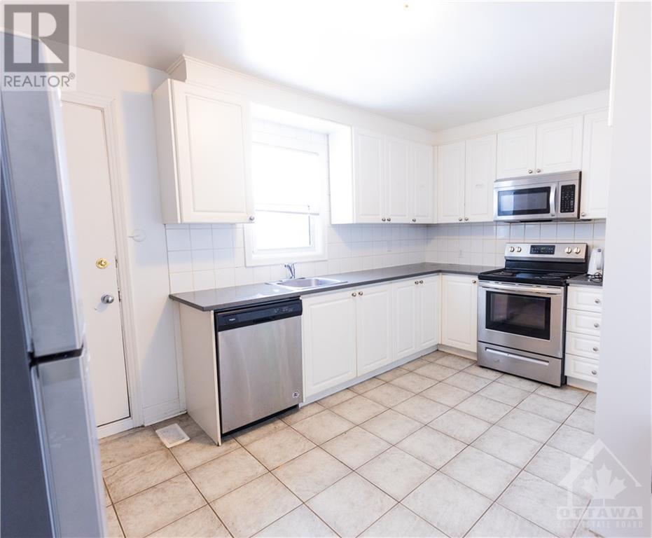 403 Peach Tree LaneOttawa, Ontario  K1K 2R7 - Photo 11 - X10418773