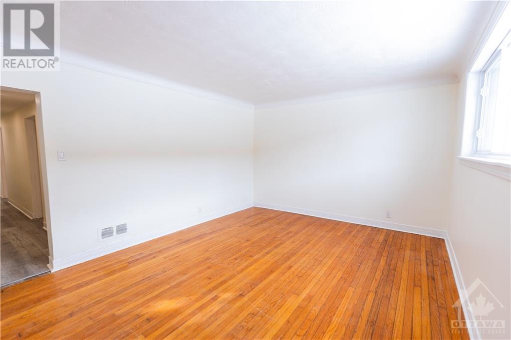 403 Peach Tree LaneOttawa, Ontario  K1K 2R7 - Photo 12 - X10418773