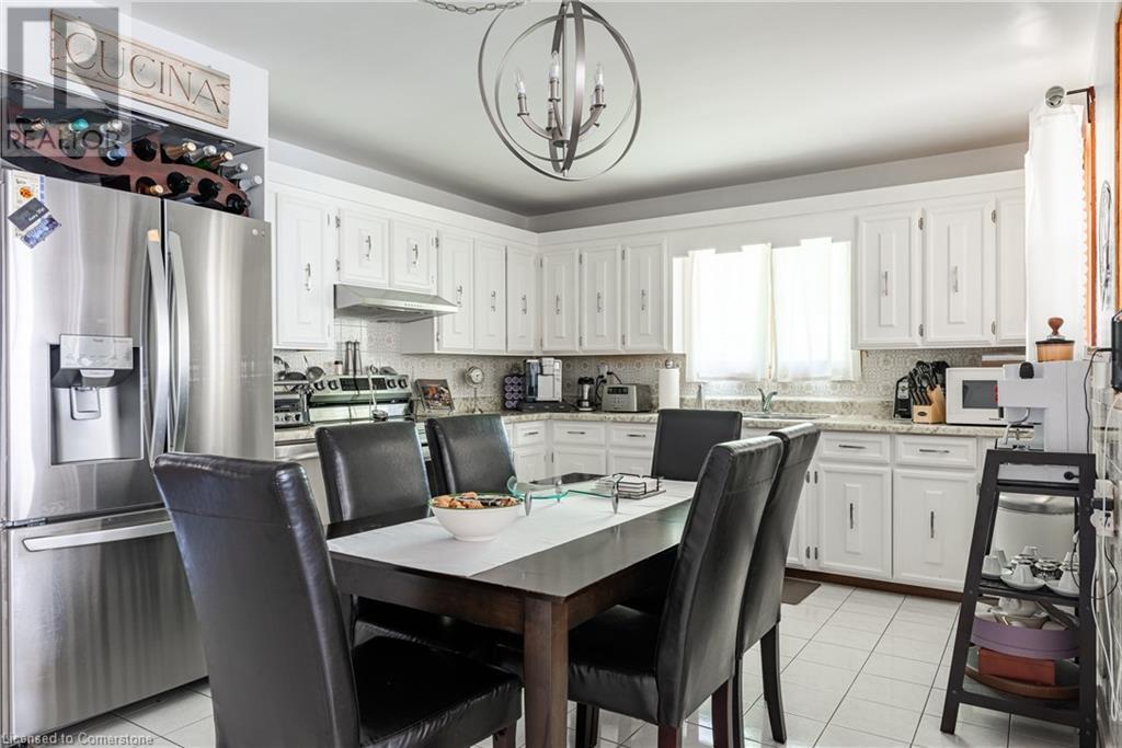 5347 Elm Street, Niagara Falls, Ontario  L2E 2V5 - Photo 8 - 40672086