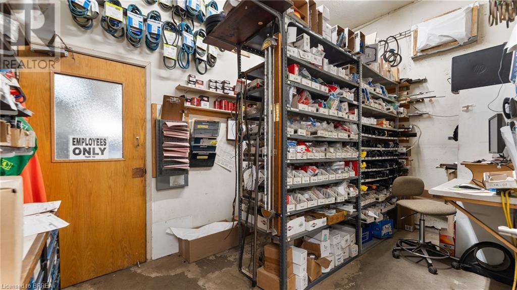 249/251 Cockshutt Road, Brantford, Ontario  N3T 5L6 - Photo 18 - 40669049