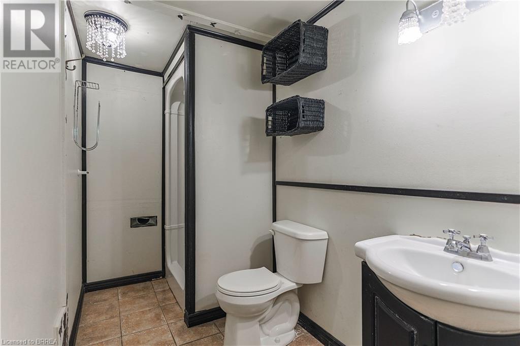 249/251 Cockshutt Road, Brantford, Ontario  N3T 5L6 - Photo 47 - 40669049