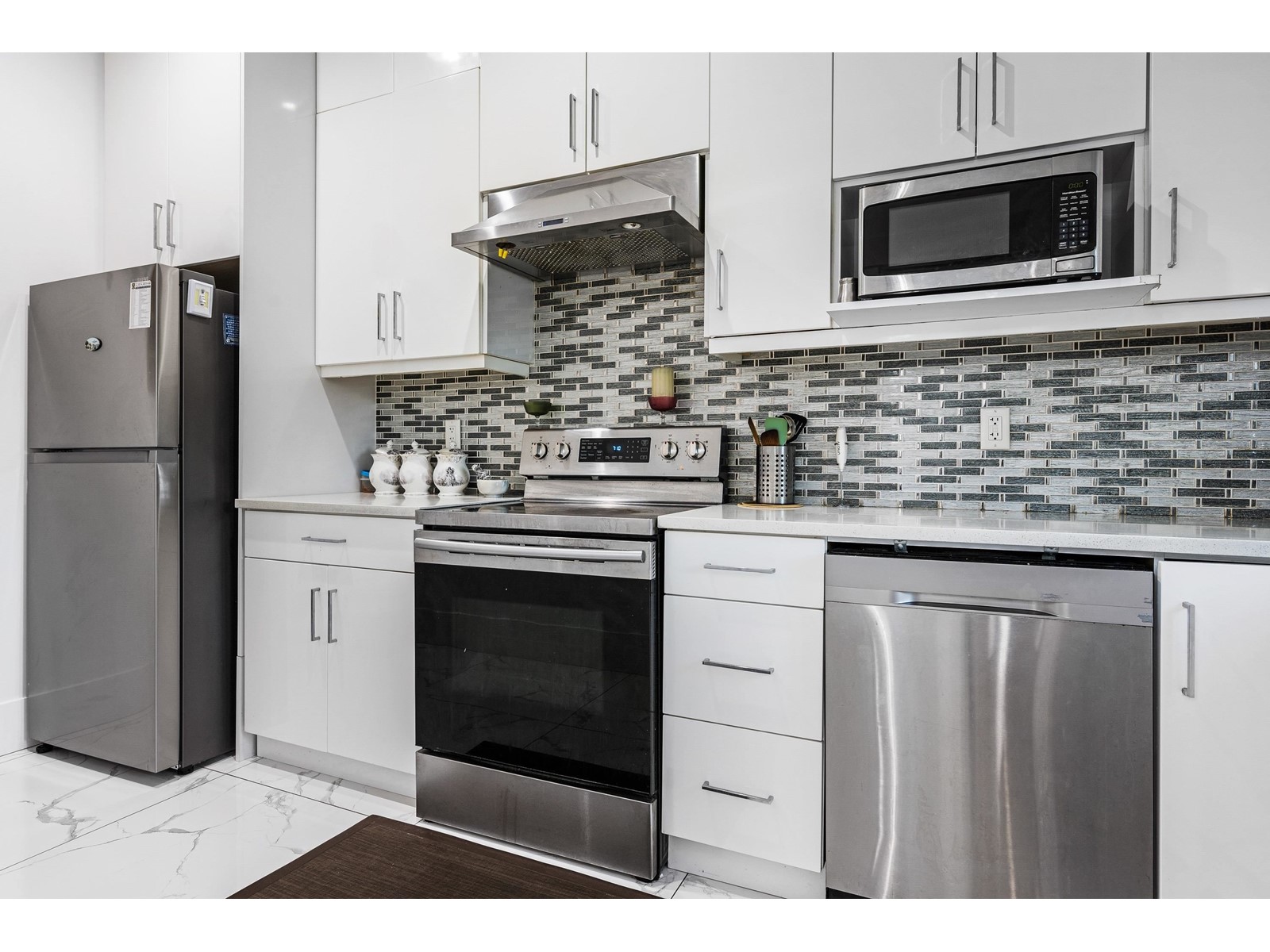 6430 130 Street, Surrey, British Columbia  V3W 4J1 - Photo 16 - R2940938
