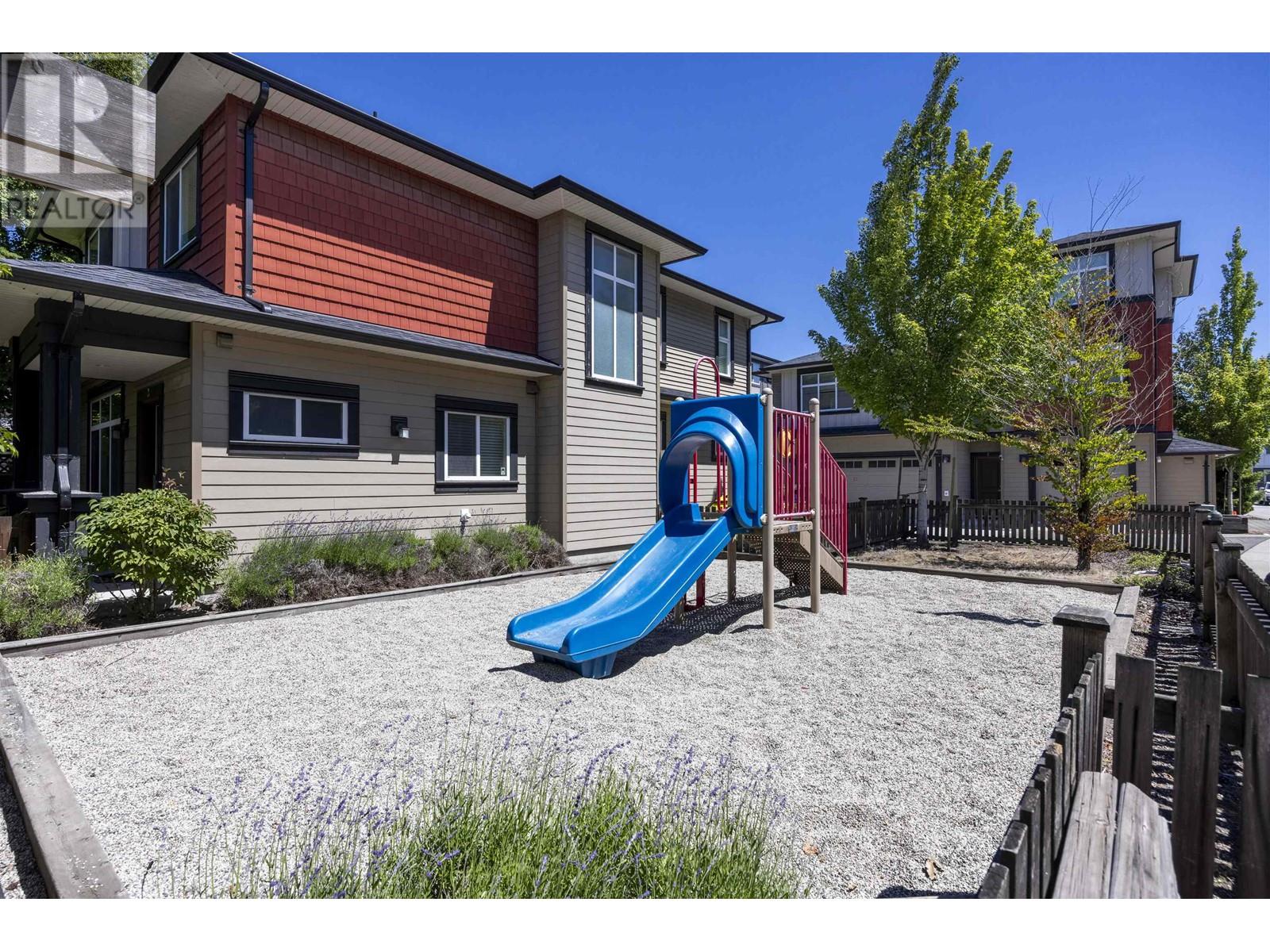 Listing Picture 11 of 11 : 14 7771 BRIDGE STREET, Richmond / 烈治文 - 魯藝地產 Yvonne Lu Group - MLS Medallion Club Member