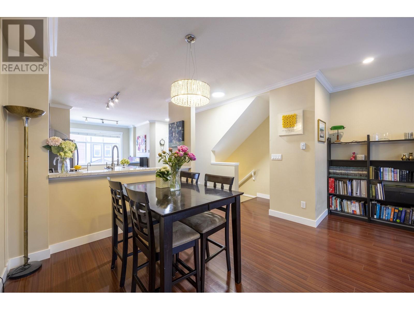 Listing Picture 3 of 11 : 14 7771 BRIDGE STREET, Richmond / 烈治文 - 魯藝地產 Yvonne Lu Group - MLS Medallion Club Member