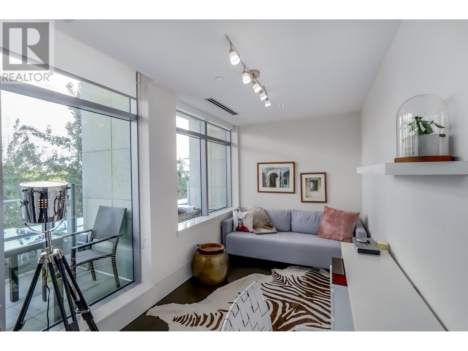 Listing Picture 6 of 28 : 303 1560 HOMER MEWS, Vancouver / 溫哥華 - 魯藝地產 Yvonne Lu Group - MLS Medallion Club Member