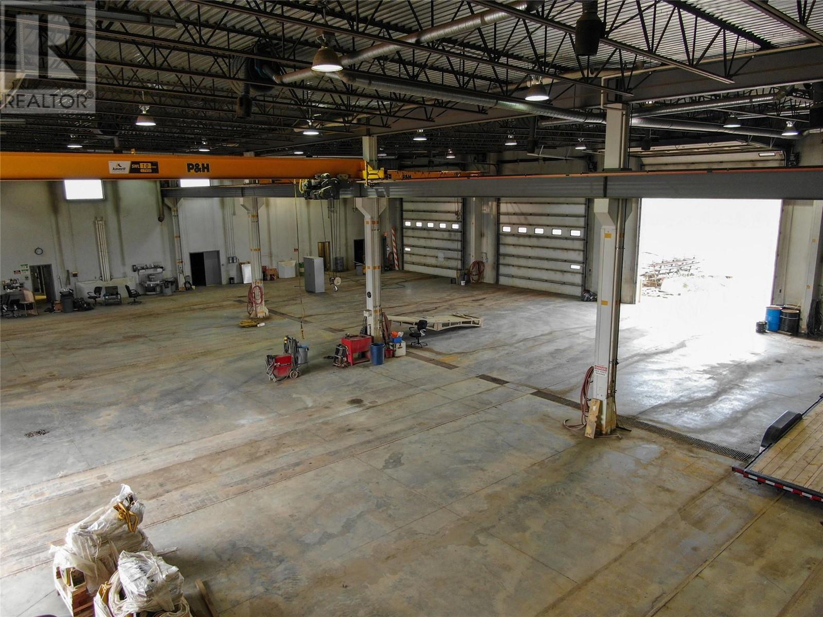 9690 223 Road, Dawson Creek, British Columbia V1G 0C3 - Photo 3 - 10326426