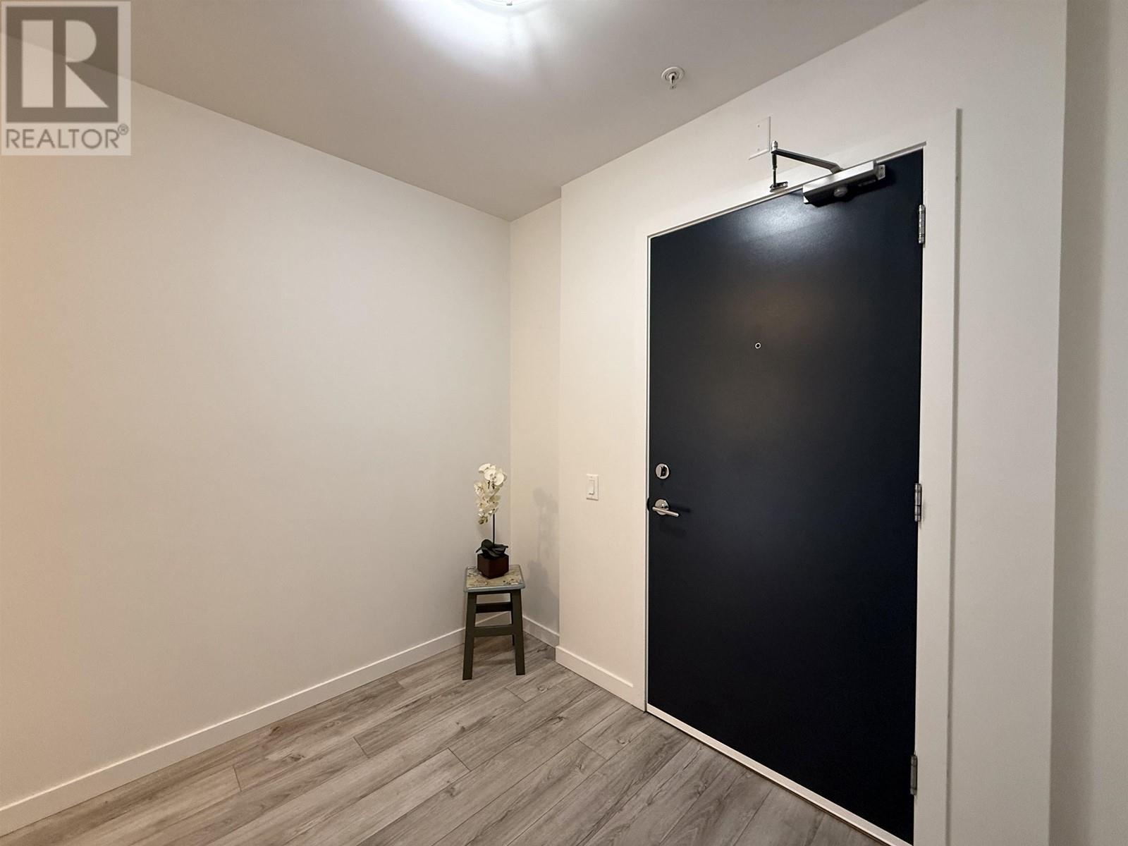 212 717 Breslay Street, Coquitlam, British Columbia V3J 0J3 - Photo 5 - R2940948
