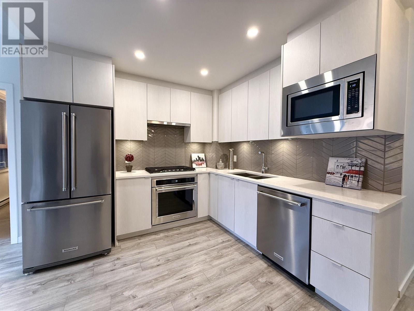 212 717 Breslay Street, Coquitlam, British Columbia V3J 0J3 - Photo 7 - R2940948