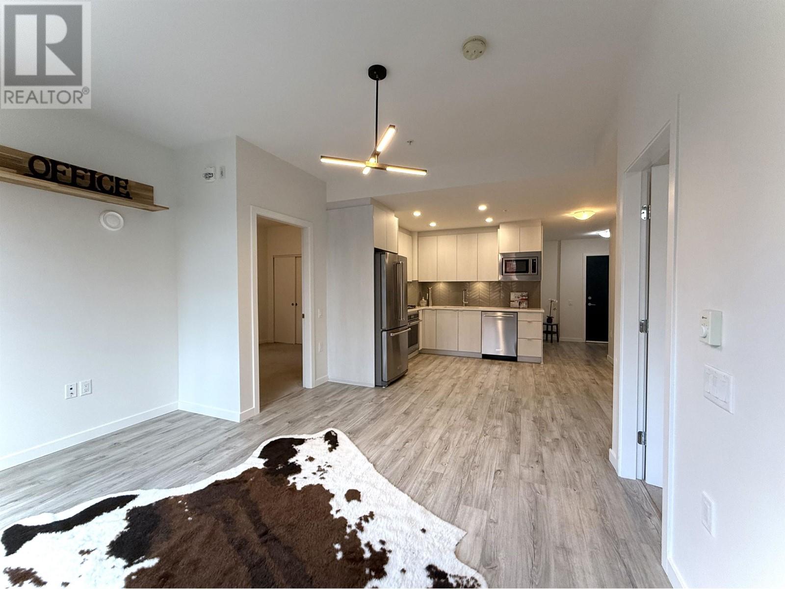 212 717 Breslay Street, Coquitlam, British Columbia V3J 0J3 - Photo 11 - R2940948