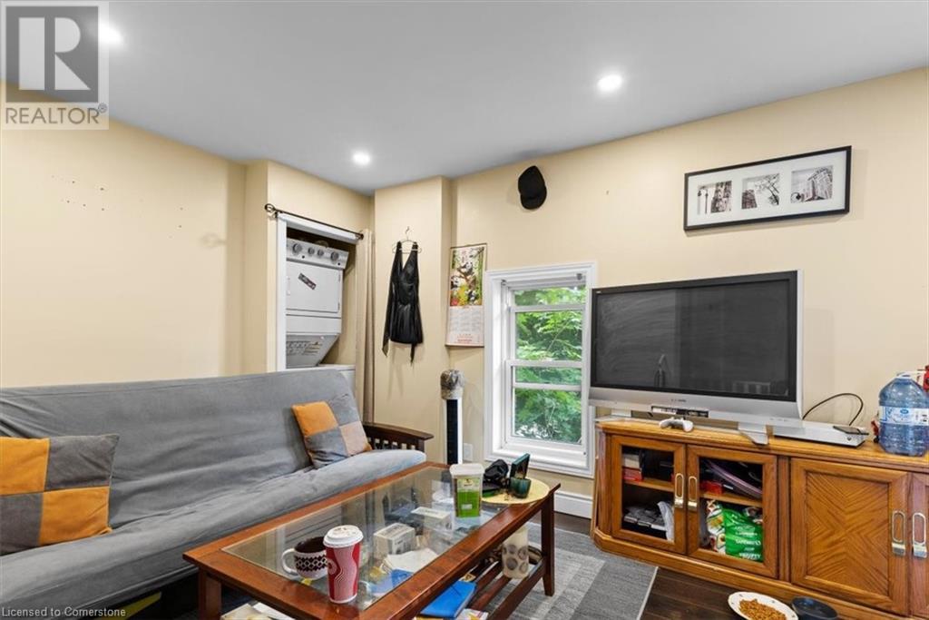 8 Campbell Street, Brantford, Ontario  N3R 1X8 - Photo 16 - 40671748