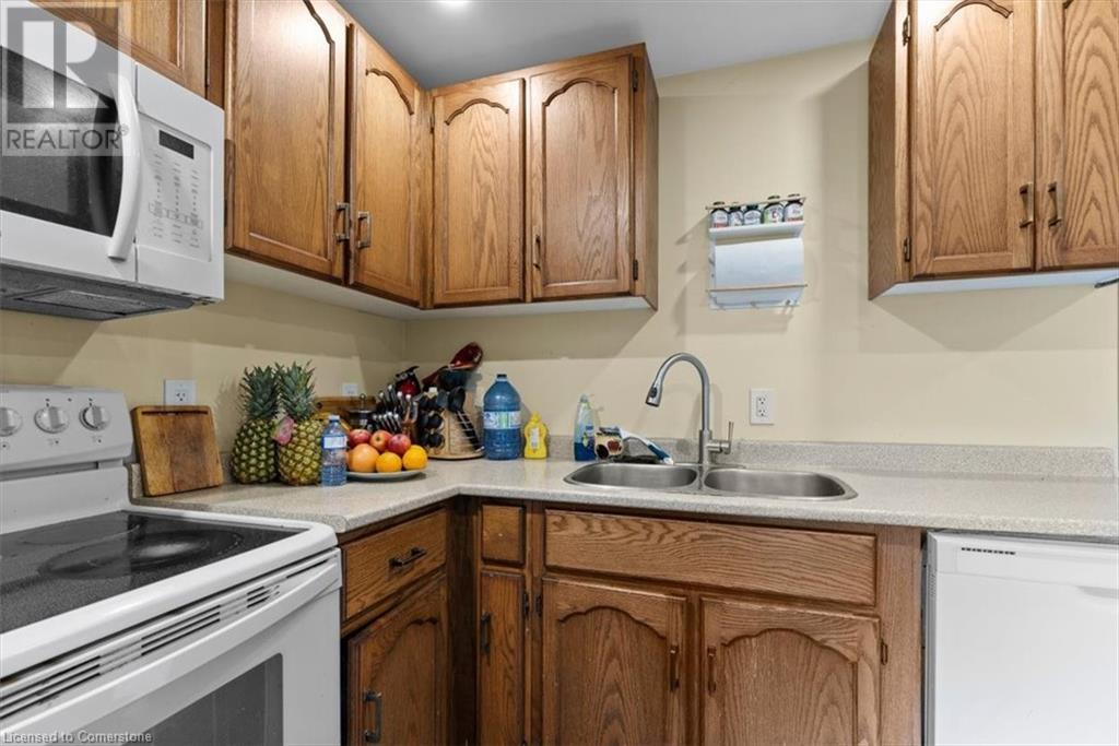 8 Campbell Street, Brantford, Ontario  N3R 1X8 - Photo 21 - 40671748