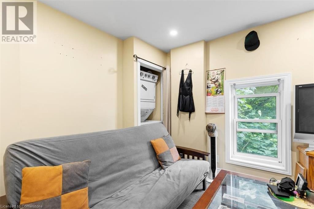 8 Campbell Street, Brantford, Ontario  N3R 1X8 - Photo 22 - 40671748