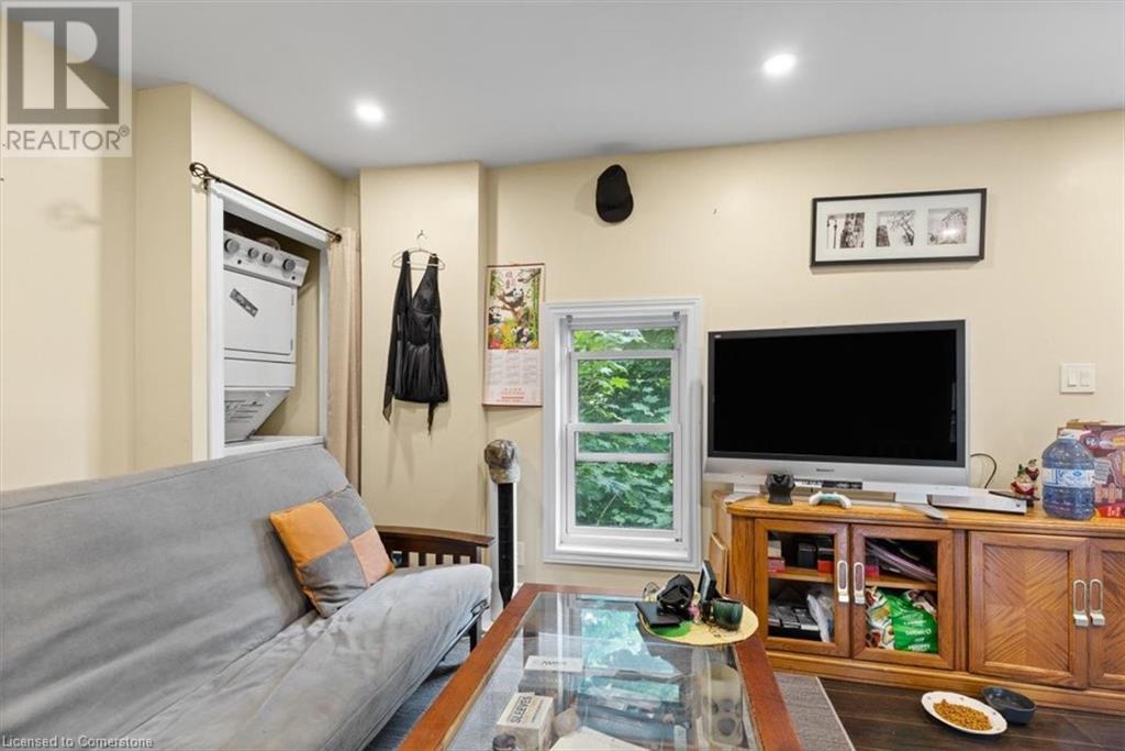 8 Campbell Street, Brantford, Ontario  N3R 1X8 - Photo 23 - 40671748