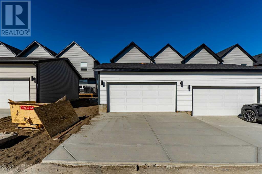 220 Southpoint Greenway Sw, Airdrie, Alberta  T4B 5P4 - Photo 37 - A2169366