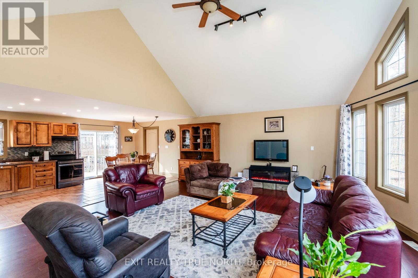 24 Wakunda Crescent, Tiny, Ontario  L9M 0B2 - Photo 6 - S10383153