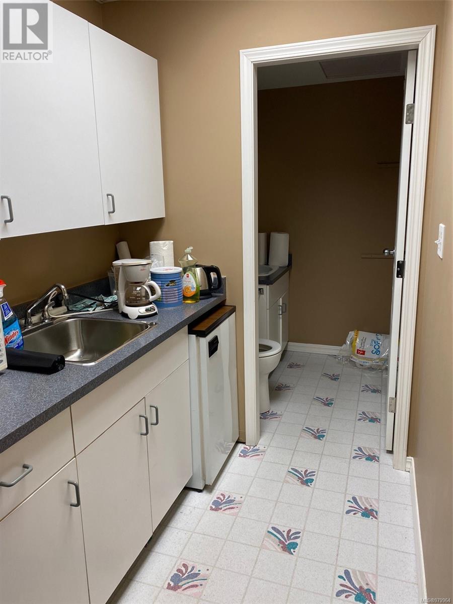 3 730 13th Ave, Campbell River, British Columbia  V9W 4H1 - Photo 8 - 979964