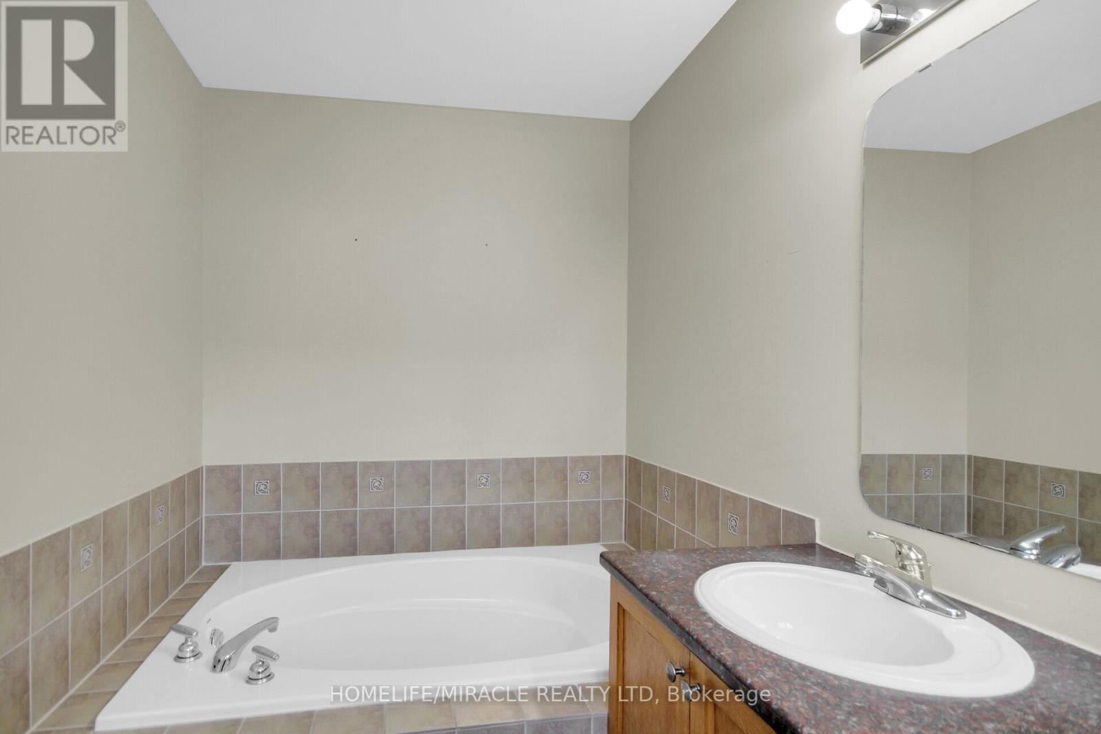 462 Citadel Crescent E, Barrhaven (7709 - Barrhaven - Strandherd), Ontario  K2G 7E7 - Photo 14 - X10393711