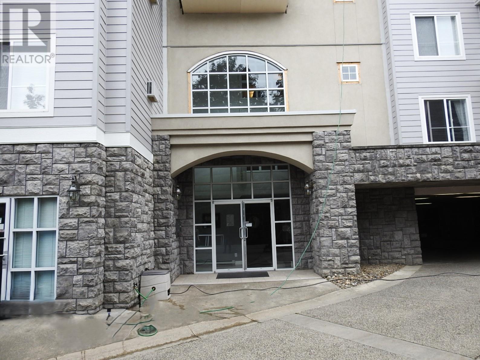 3220 Centennial Drive Unit# 110 Lot# 10, vernon, British Columbia