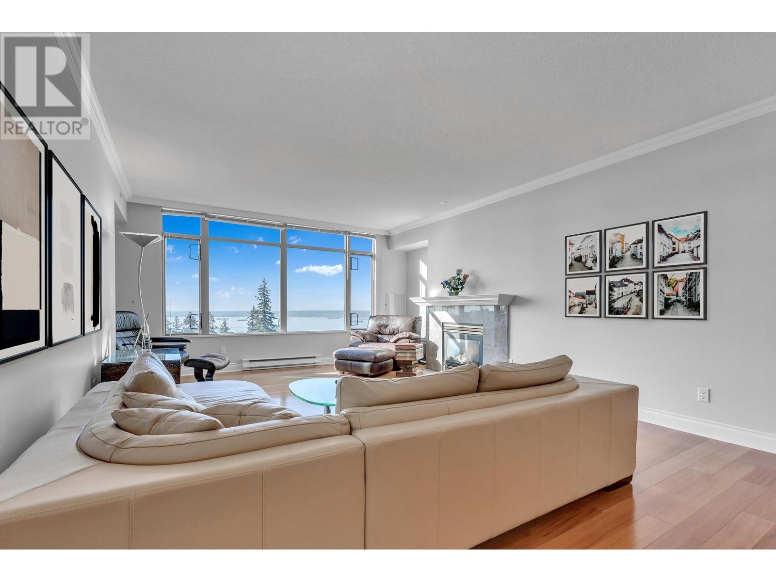 403 3131 DEER RIDGE DRIVE