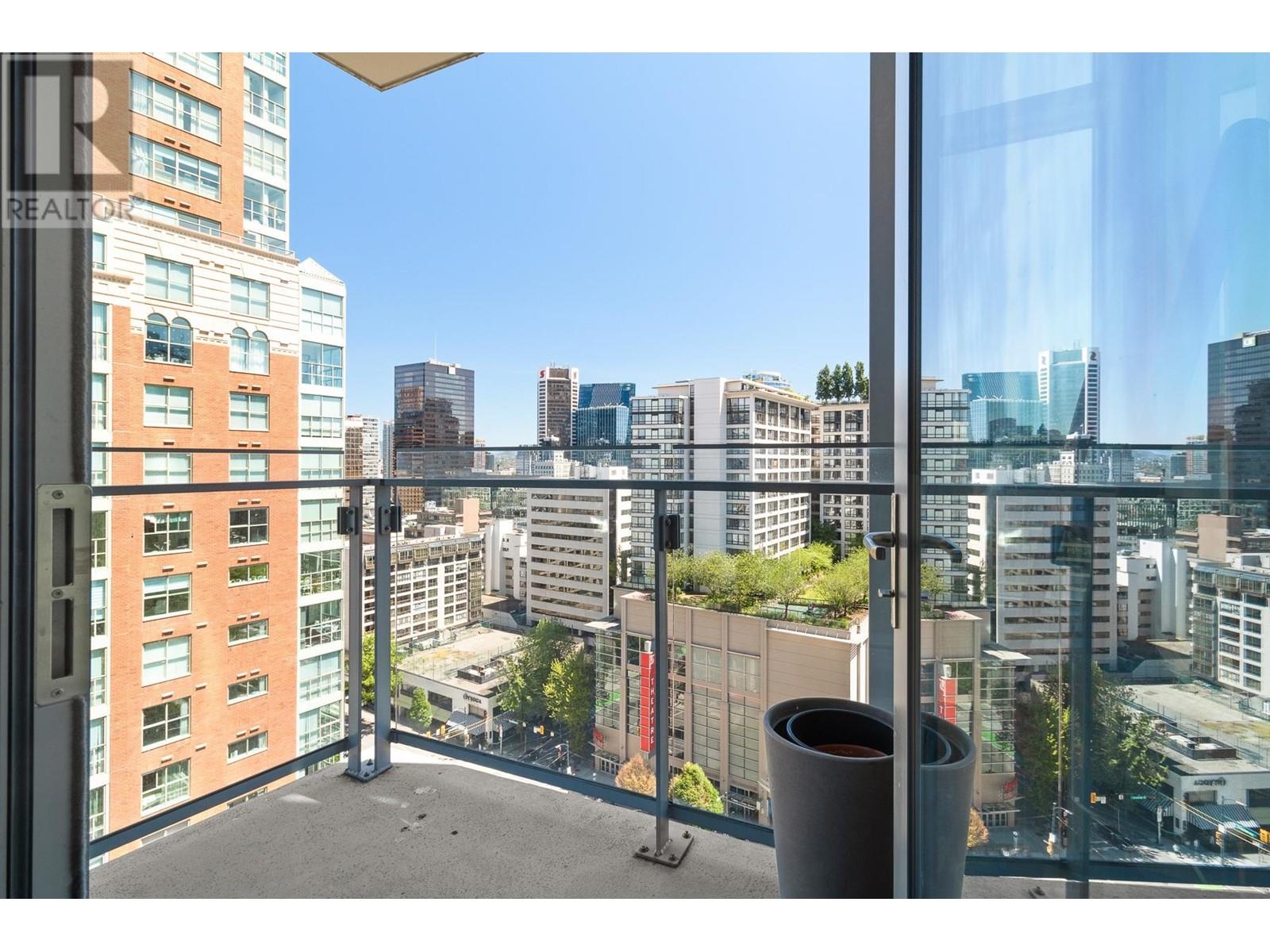 Listing Picture 23 of 35 : 1808 1028 BARCLAY STREET, Vancouver / 溫哥華 - 魯藝地產 Yvonne Lu Group - MLS Medallion Club Member