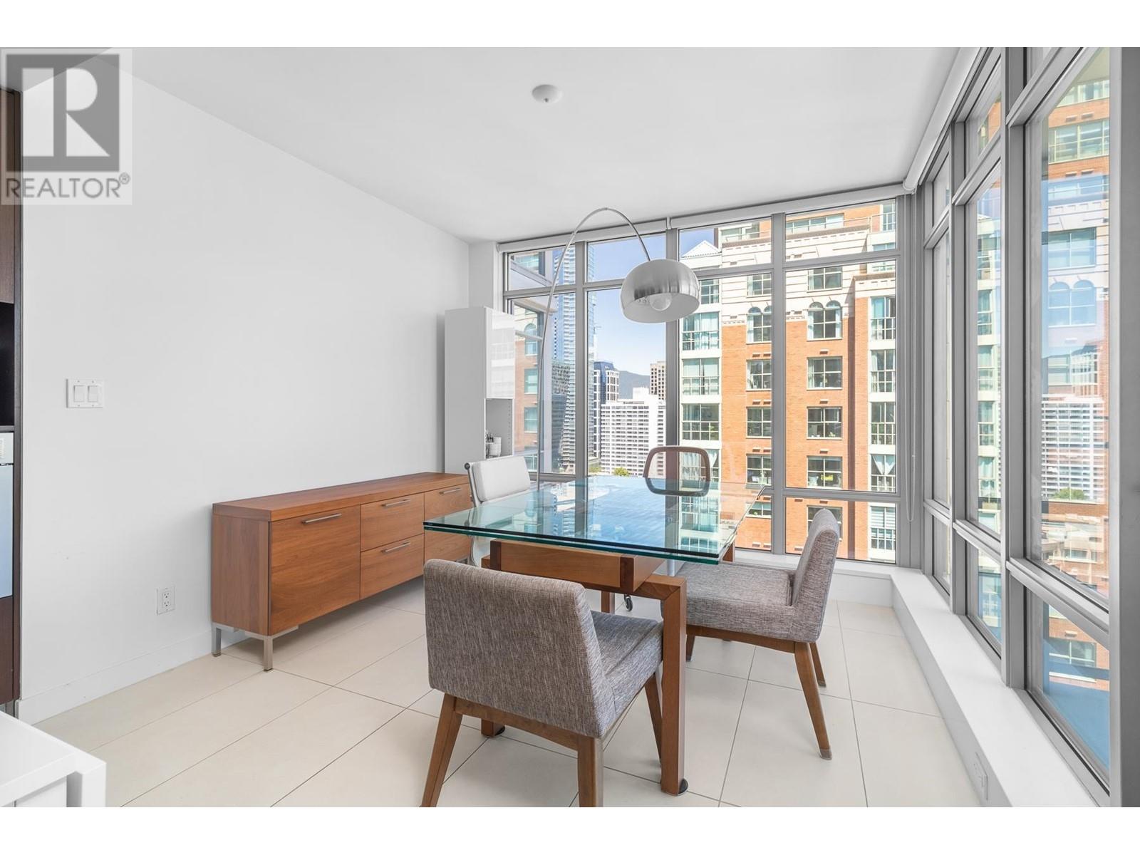 Listing Picture 7 of 35 : 1808 1028 BARCLAY STREET, Vancouver / 溫哥華 - 魯藝地產 Yvonne Lu Group - MLS Medallion Club Member