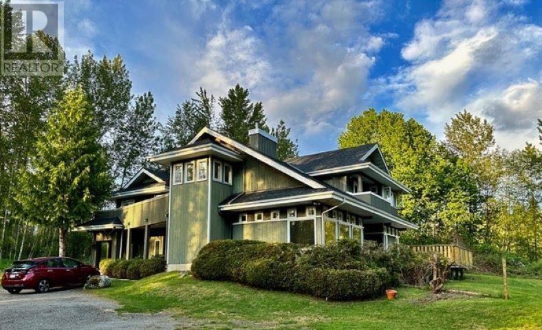 24411 116 Avenue, Maple Ridge, British Columbia  V4R 1L8 - Photo 1 - R2941146