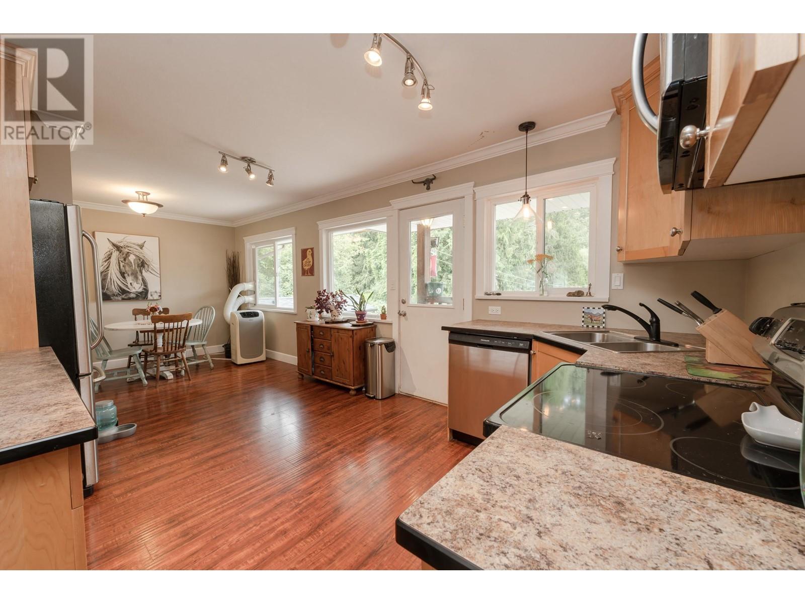 12290 252 Street, Maple Ridge, British Columbia  V4R 1G6 - Photo 6 - R2941184