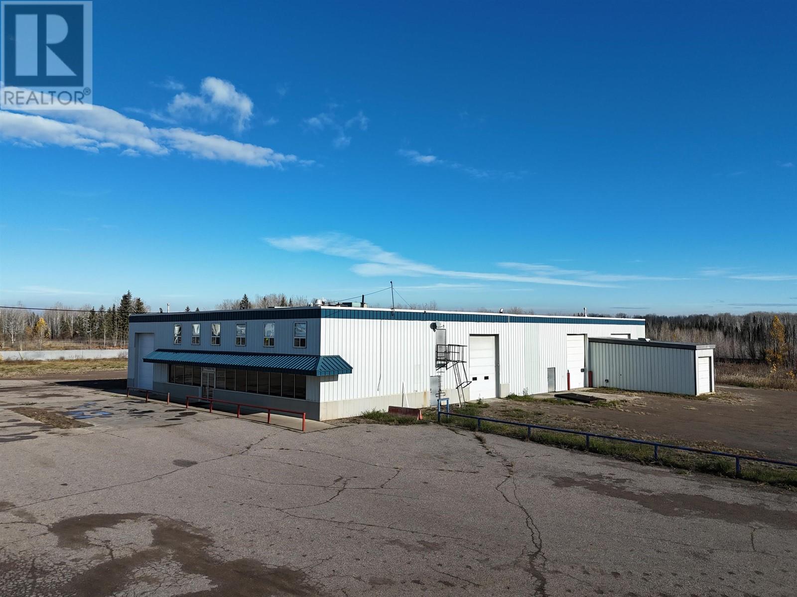 2714 Alaska Highway, Fort Nelson, British Columbia  V0C 1R0 - Photo 3 - C8064115