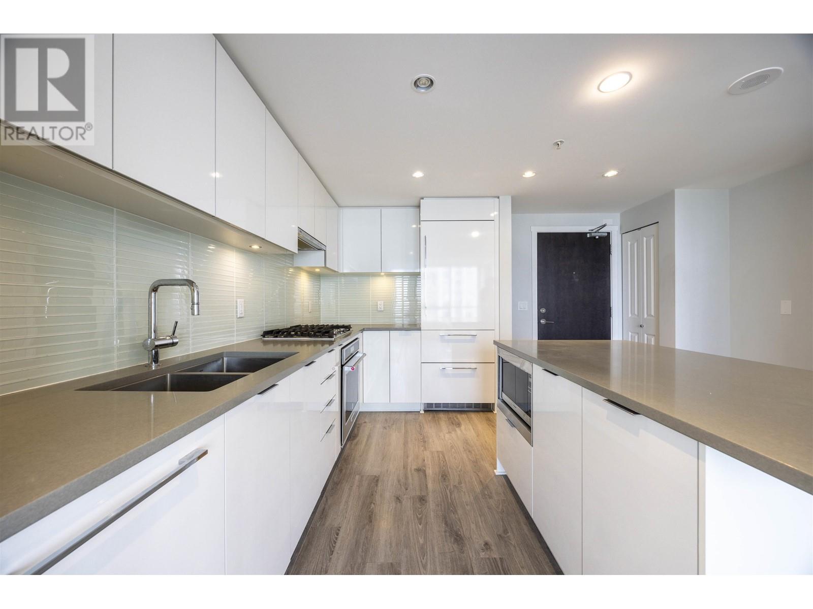 Listing Picture 10 of 40 : 3102 6638 DUNBLANE AVENUE, Burnaby / 本拿比 - 魯藝地產 Yvonne Lu Group - MLS Medallion Club Member