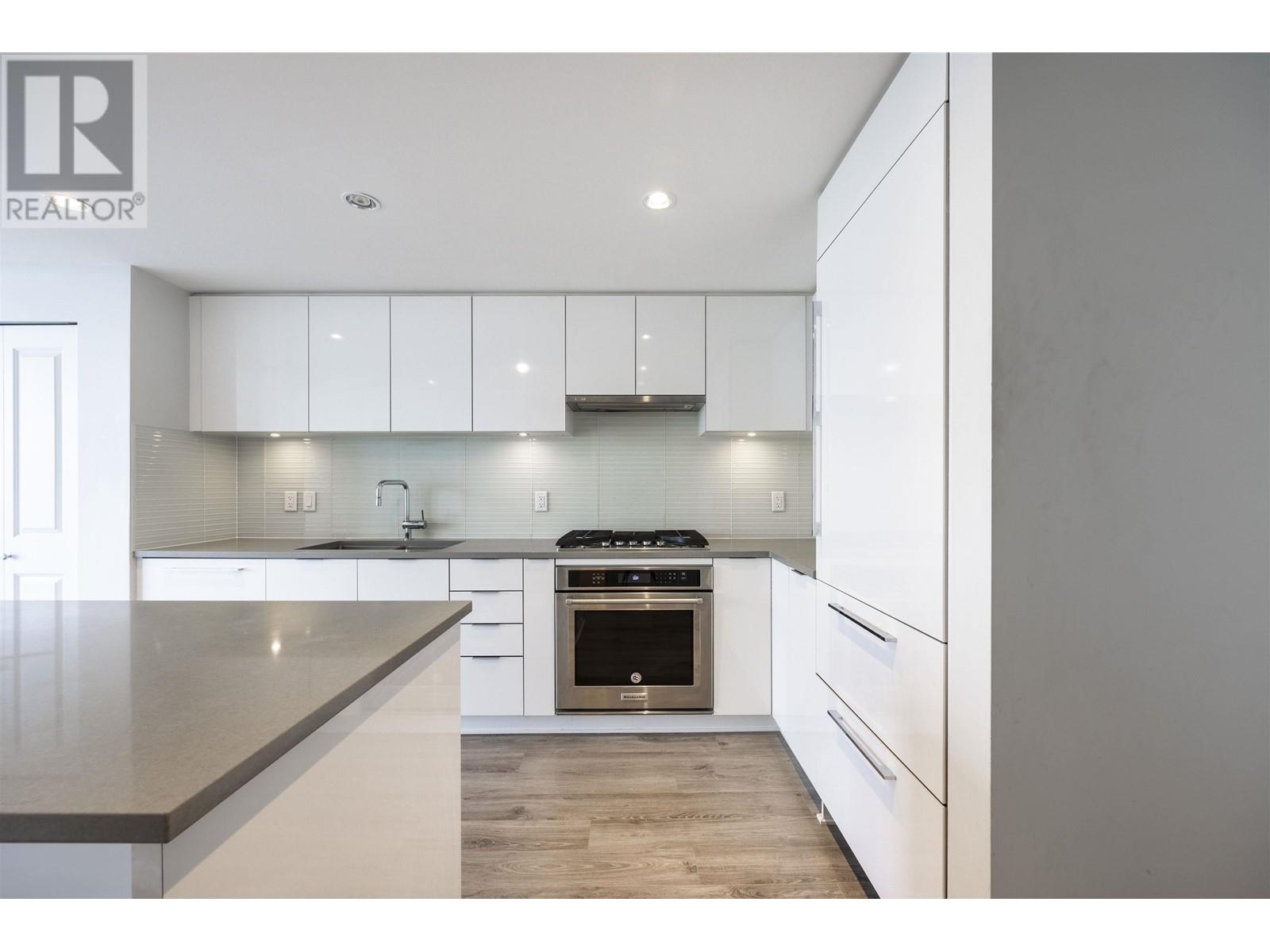 Listing Picture 11 of 40 : 3102 6638 DUNBLANE AVENUE, Burnaby / 本拿比 - 魯藝地產 Yvonne Lu Group - MLS Medallion Club Member