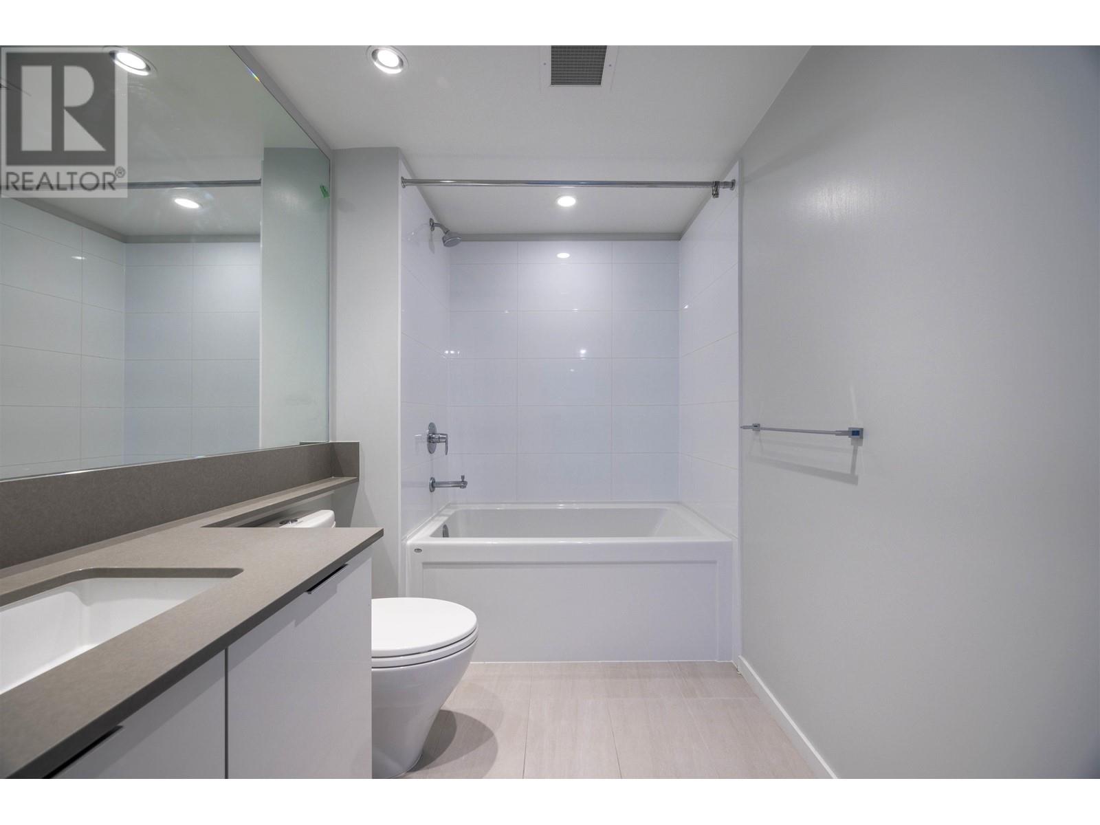 Listing Picture 27 of 40 : 3102 6638 DUNBLANE AVENUE, Burnaby / 本拿比 - 魯藝地產 Yvonne Lu Group - MLS Medallion Club Member