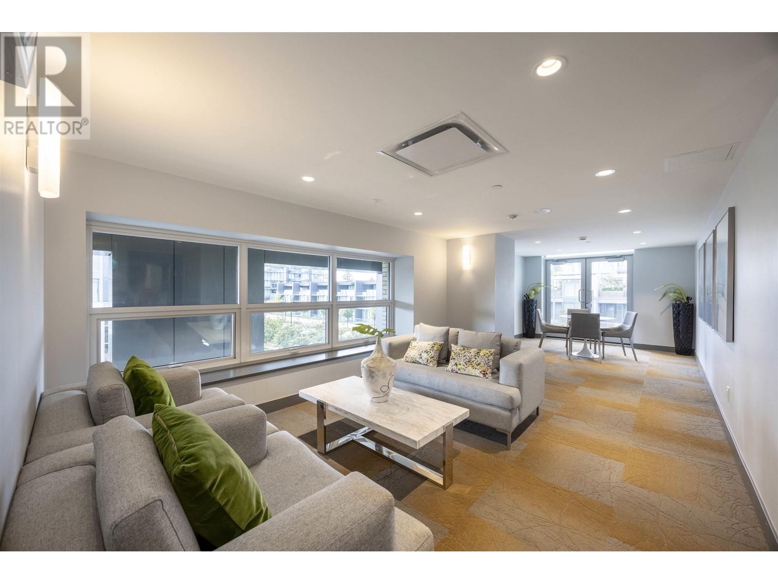 Listing Picture 36 of 40 : 3102 6638 DUNBLANE AVENUE, Burnaby / 本拿比 - 魯藝地產 Yvonne Lu Group - MLS Medallion Club Member