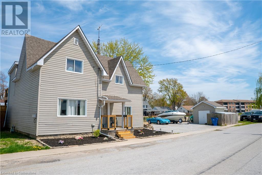 310 Emily StreetWallaceburg, Ontario  N8A 4K3 - Photo 10 - 40671703