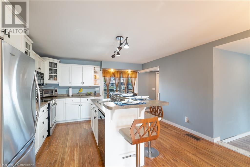 310 Emily StreetWallaceburg, Ontario  N8A 4K3 - Photo 19 - 40671703