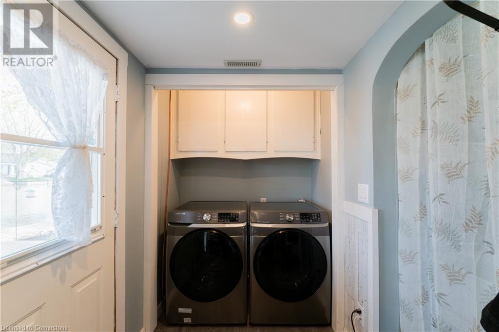 310 Emily StreetWallaceburg, Ontario  N8A 4K3 - Photo 22 - 40671703