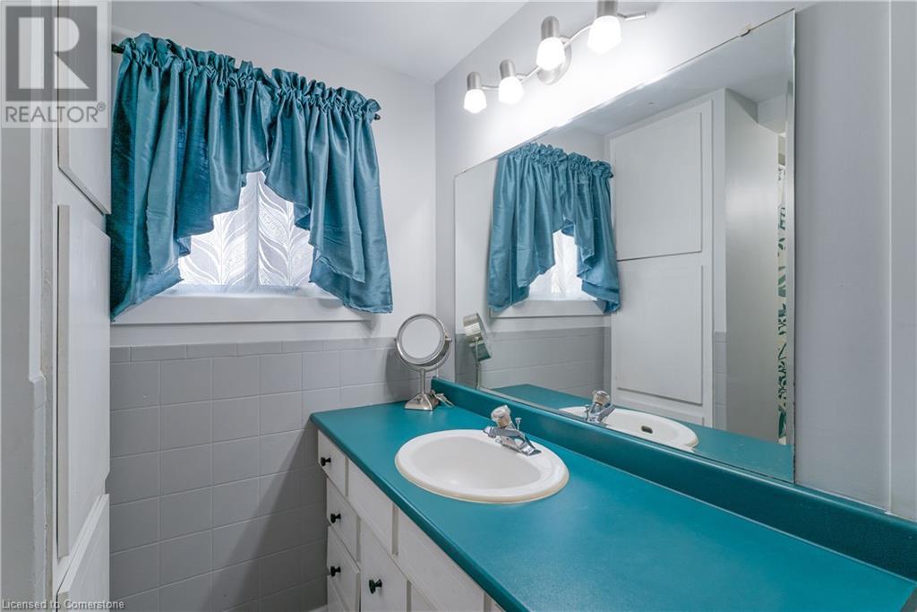 310 Emily StreetWallaceburg, Ontario  N8A 4K3 - Photo 24 - 40671703