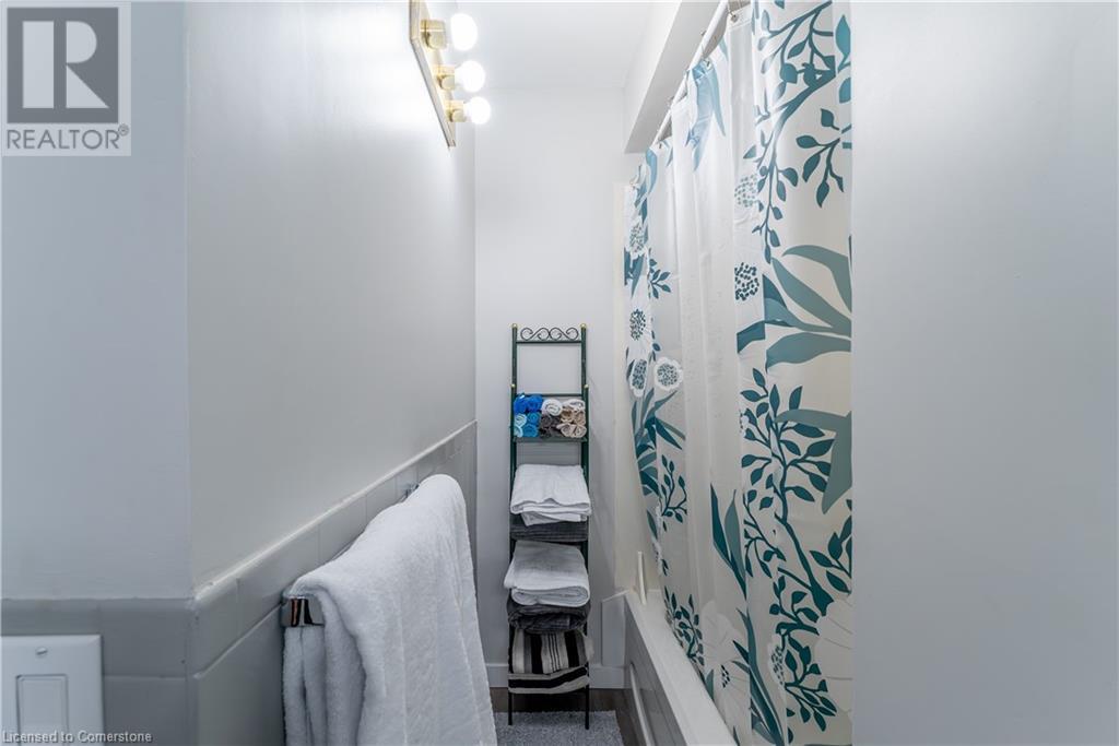 310 Emily StreetWallaceburg, Ontario  N8A 4K3 - Photo 25 - 40671703