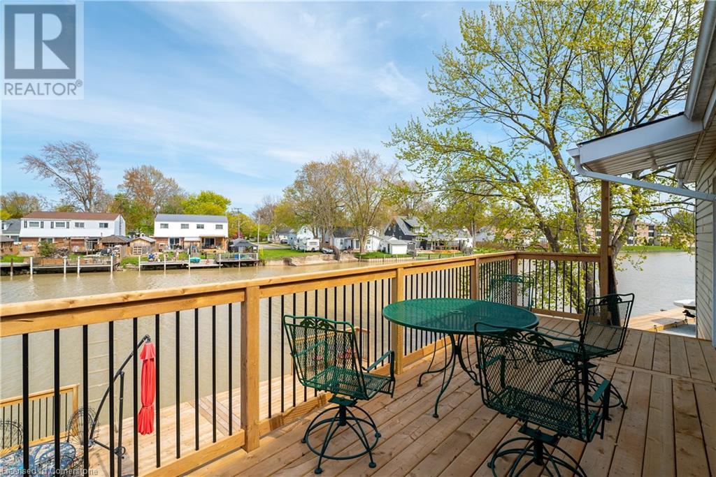 310 Emily StreetWallaceburg, Ontario  N8A 4K3 - Photo 35 - 40671703