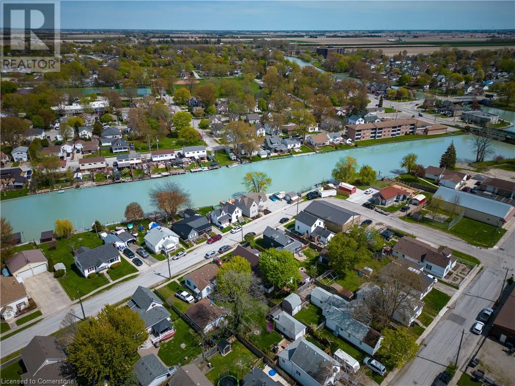 310 Emily StreetWallaceburg, Ontario  N8A 4K3 - Photo 6 - 40671703