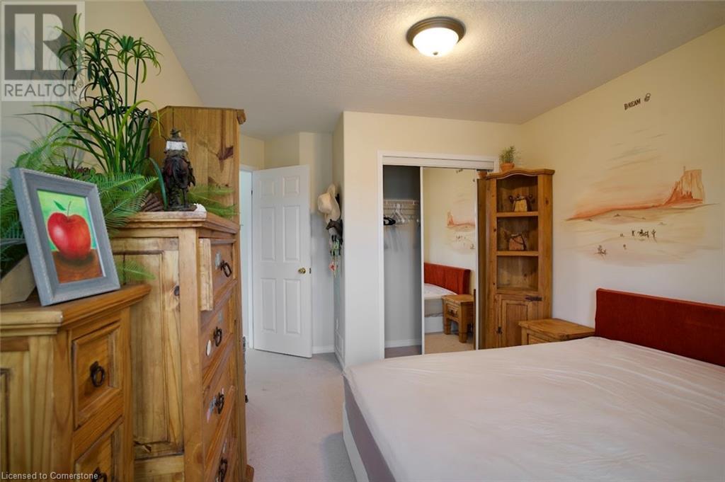 868 Laurelwood Drive, Waterloo, Ontario  N2V 2V1 - Photo 17 - 40672604