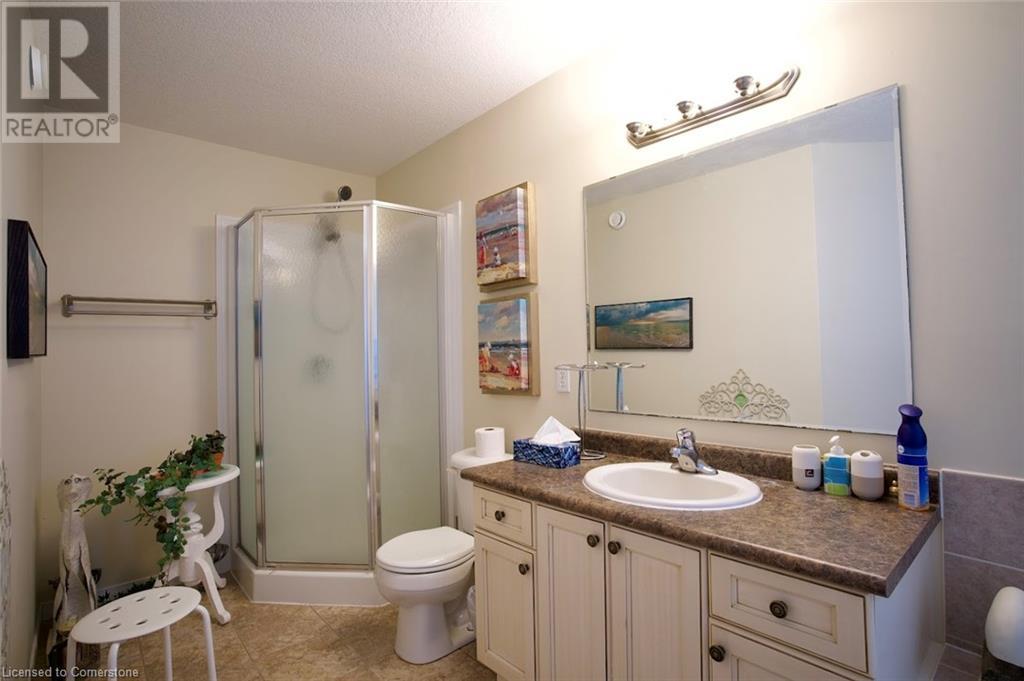 868 Laurelwood Drive, Waterloo, Ontario  N2V 2V1 - Photo 23 - 40672604