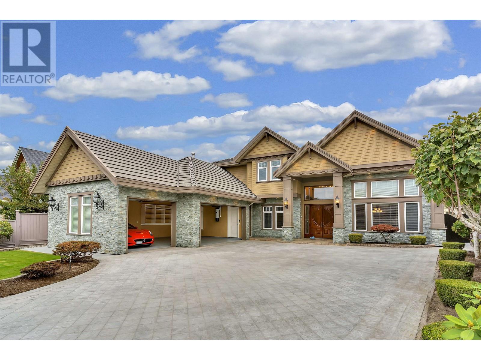 Listing Picture 2 of 36 : 7960 SUNNYHOLME CRESCENT, Richmond / 烈治文 - 魯藝地產 Yvonne Lu Group - MLS Medallion Club Member