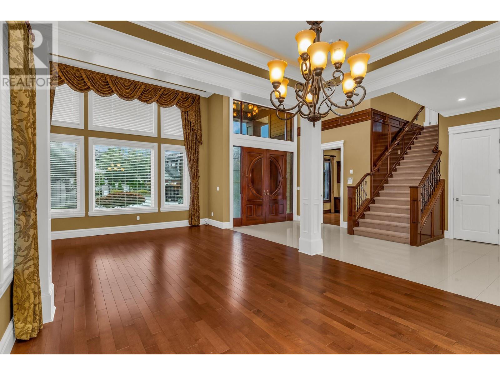 Listing Picture 20 of 36 : 7960 SUNNYHOLME CRESCENT, Richmond / 烈治文 - 魯藝地產 Yvonne Lu Group - MLS Medallion Club Member