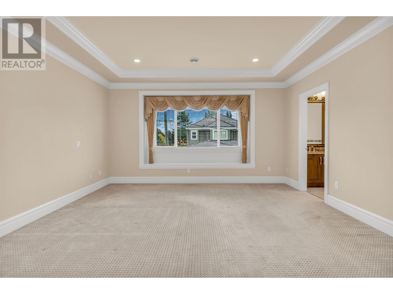 Listing Picture 22 of 36 : 7960 SUNNYHOLME CRESCENT, Richmond / 烈治文 - 魯藝地產 Yvonne Lu Group - MLS Medallion Club Member