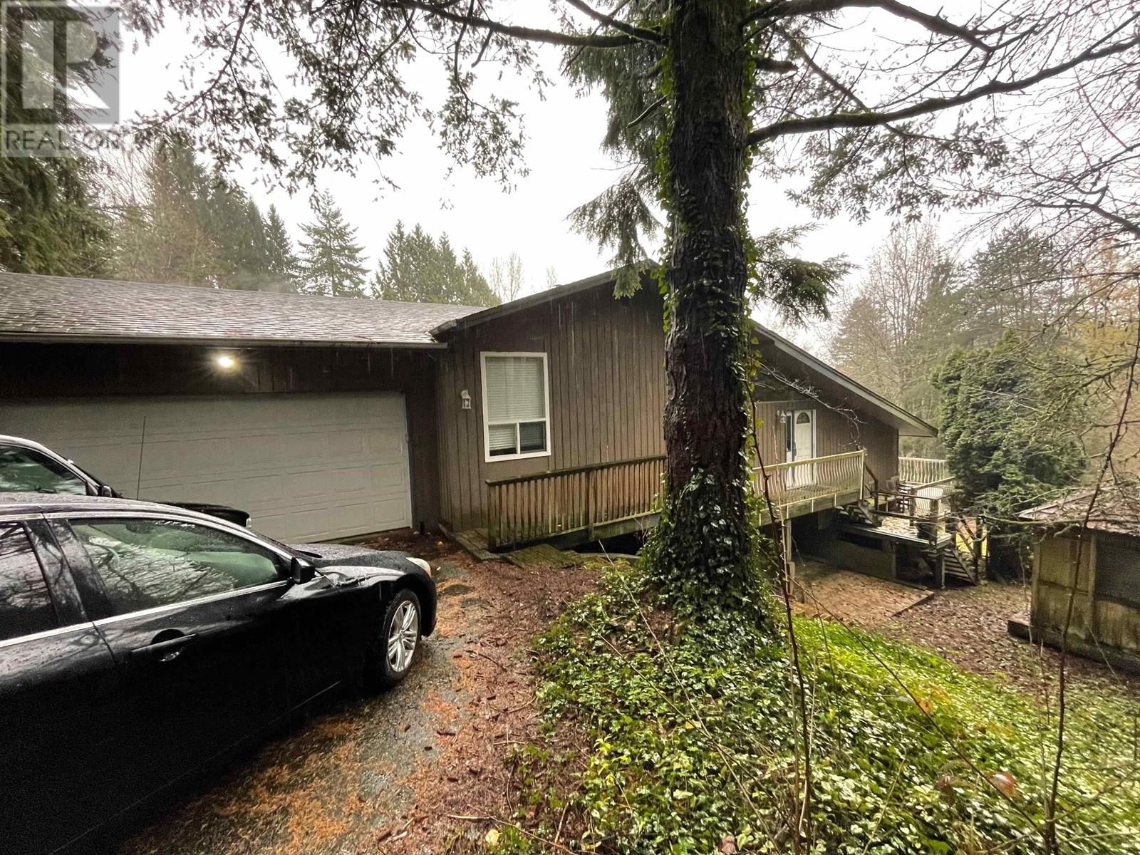 23389 Tamarack Lane, Maple Ridge, British Columbia  V2W 1A8 - Photo 2 - R2941231