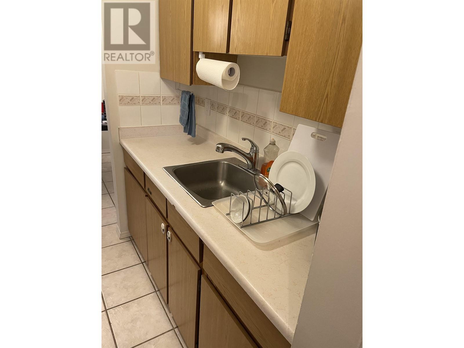 113 610 Third Avenue, New Westminster, British Columbia  V3M 1N5 - Photo 3 - R2940148
