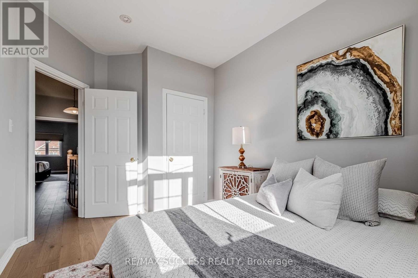 5399 Festival Drive, Mississauga (Churchill Meadows), Ontario  L5M 0G7 - Photo 16 - W10402916