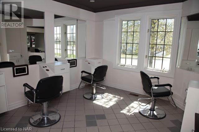 141 Eastchester Avenue, St. Catharines, Ontario  L2P 2Z5 - Photo 5 - 40672079